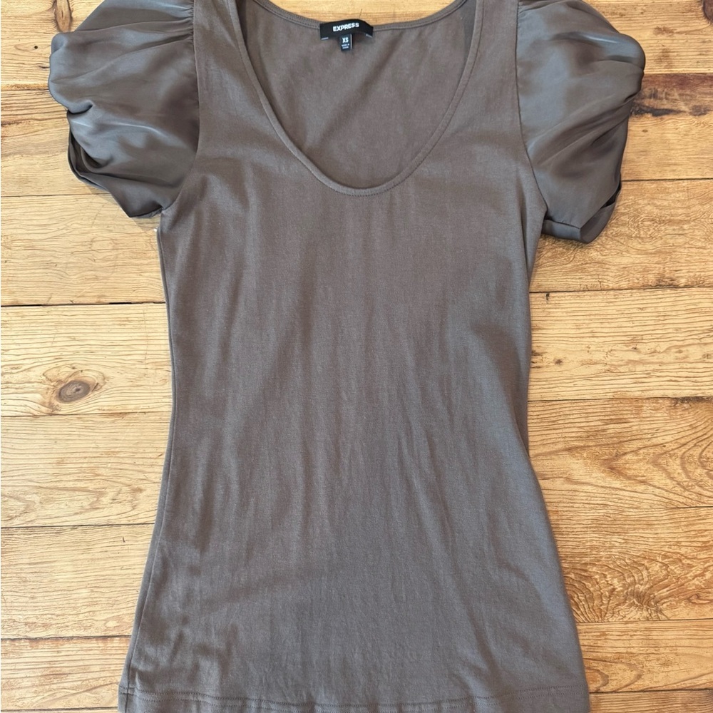 Express Women's Taupe Puff Sleeve Blouse
